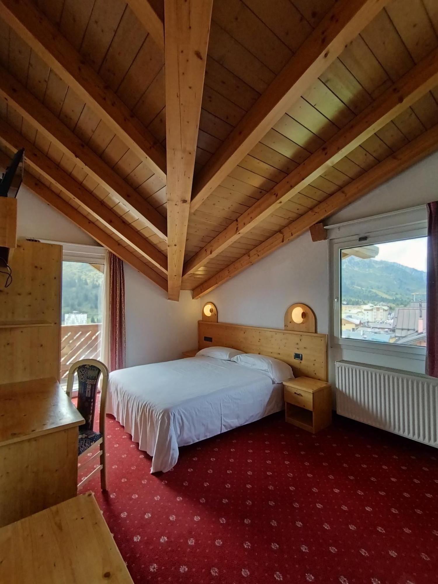 Hotel Cielo Blu Passo del Tonale Ngoại thất bức ảnh