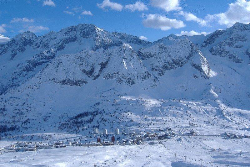 Hotel Cielo Blu Passo del Tonale Ngoại thất bức ảnh